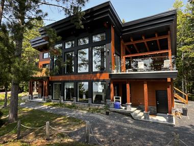 chalets à louer Saint-Henri-de-Taillon, Saguenay-Lac-St-Jean