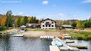 waterfront cottage rentals Sainte-Adèle, Laurentides