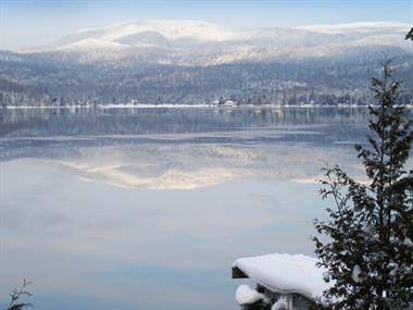 ski vacation rentals Saint-Donat, Lanaudière