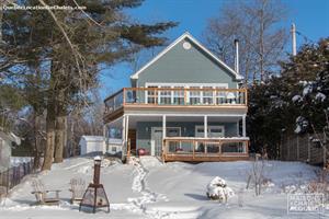 waterfront cottage rentals Saint-Claude, Estrie/Cantons-de-l'est