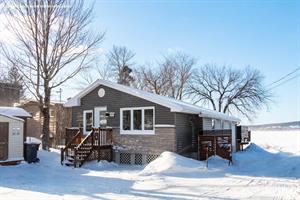 cottage rentals Asbestos, Estrie/Cantons-de-l'est